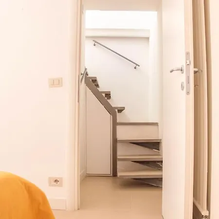 Apartment Indipendente Su Due Livelli