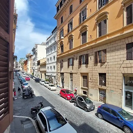 Monti Spacious 2 Apartment
