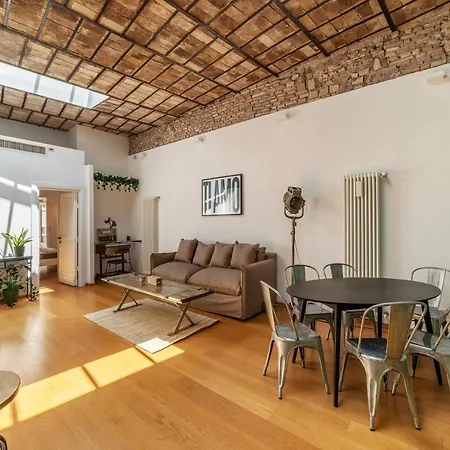 Cancelleria Rooftop Garden Apartment