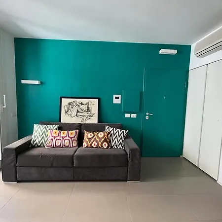 Space In The Center Apartment *