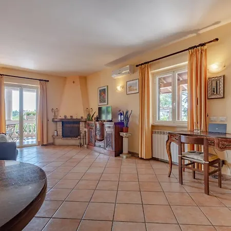Casa Con Balcone Vista Campagna Free Netflix Apartment Rome
