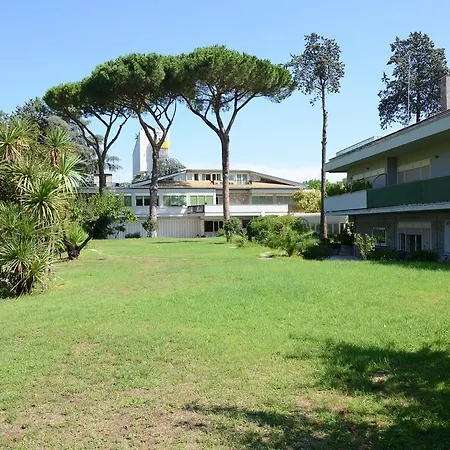 Casa Per Ferie Cardinal G. Guarino Rome