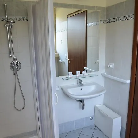 Bed & Breakfast Casa Per Ferie Cardinal G. Guarino *