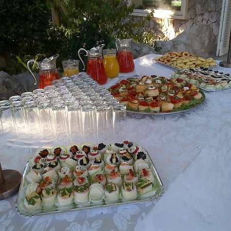 Bed & Breakfast Casa Per Ferie Cardinal G. Guarino