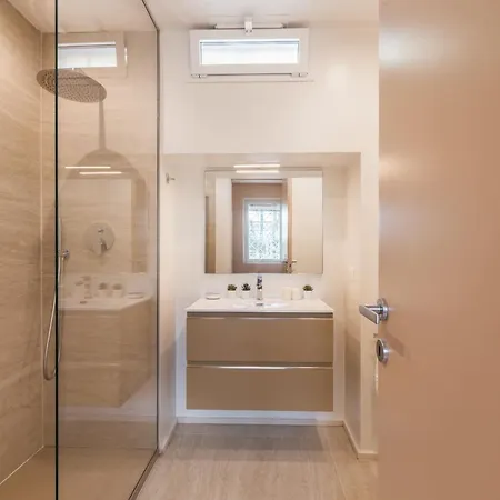 The Rent - Spacious With Terraces With Panoramic View Of Apartment *