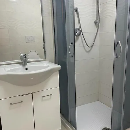 Affittacamere Termini Relex House *