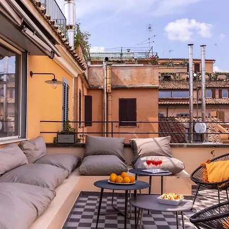 Appartement Romac - Condotti Penthouse In The Spanish Steps Area *