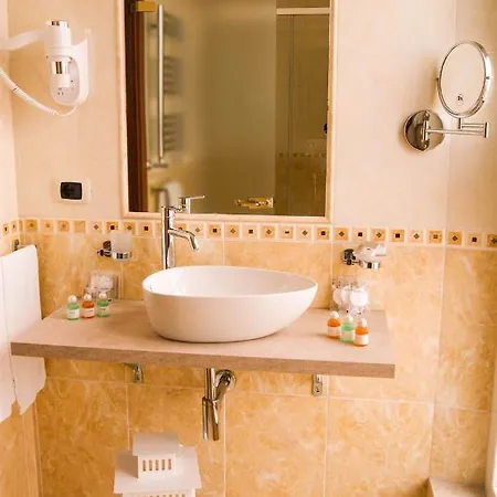 Hotel Monti 66