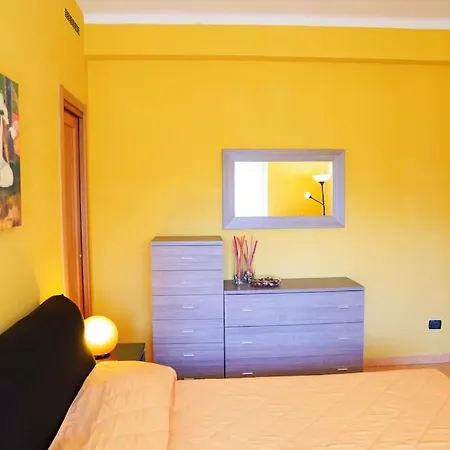 The Sun In Apartment *