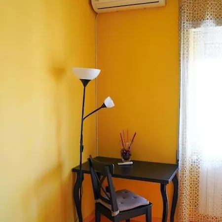 The Sun In Apartment *