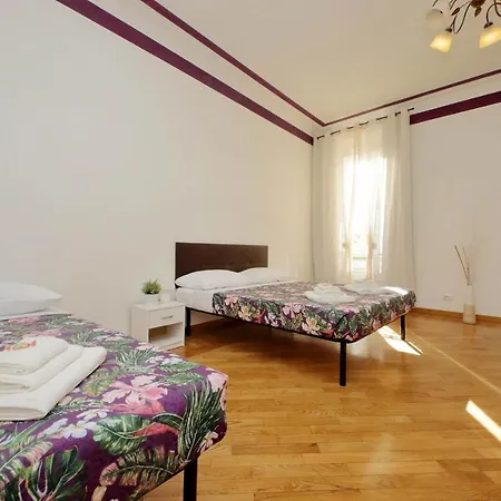 Apartment Sanctuary 32 *