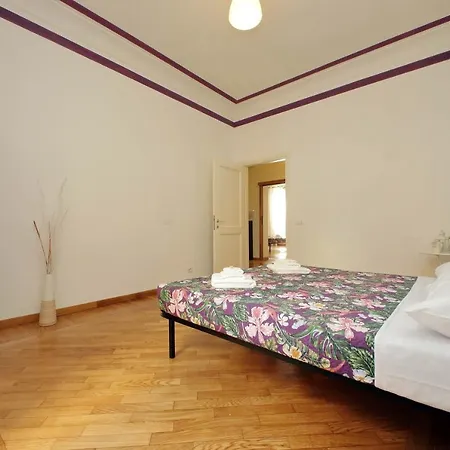 Apartment Sanctuary 32 Rome