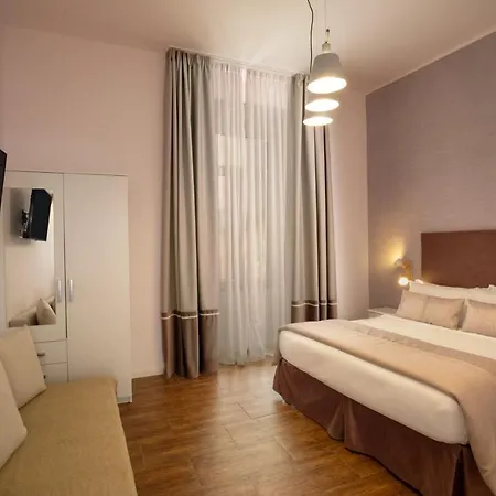 Juno Pantheon Guest house