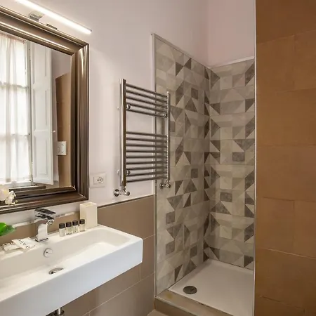 Guest house Juno Pantheon