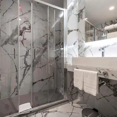 Гостевой дом At Luxury Navona *