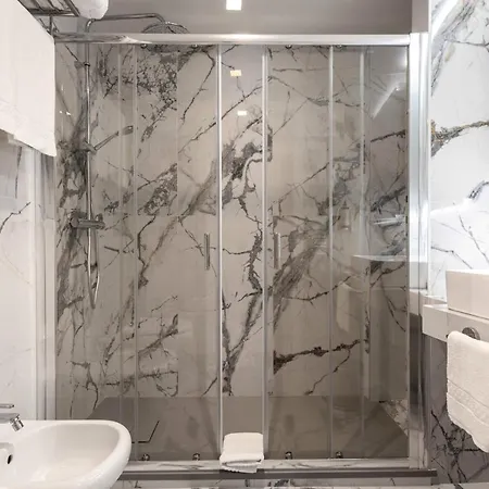 At Luxury Navona Гостевой дом Рим