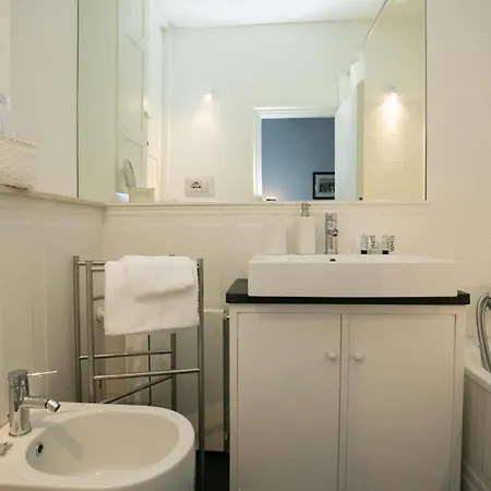 Your Prestigious Penthouse At The Spanish Steps *