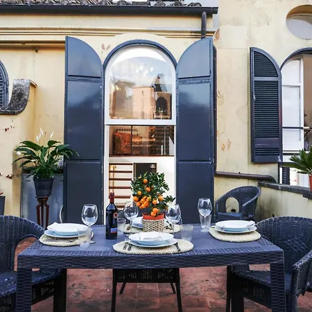 Your Prestigious Penthouse At The Spanish Steps Apartment *