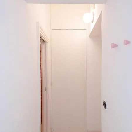 Apartment Casa Colosseum Dea Rome