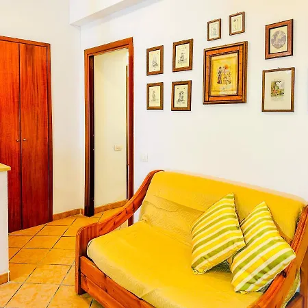 Apartment Giardino Degli Aranci Lulus
