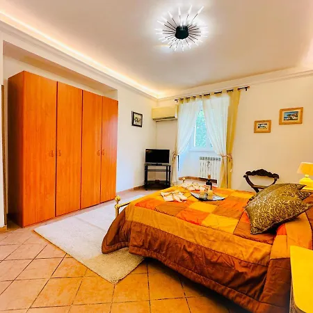 Apartment Giardino Degli Aranci Lulus