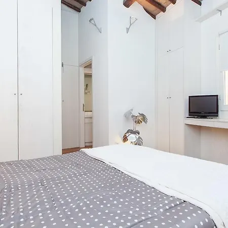Savelli Suites Apartment Rome