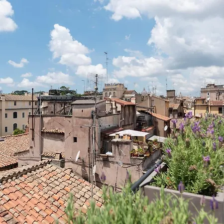 Apartment Cancelleria Rooftop Garden