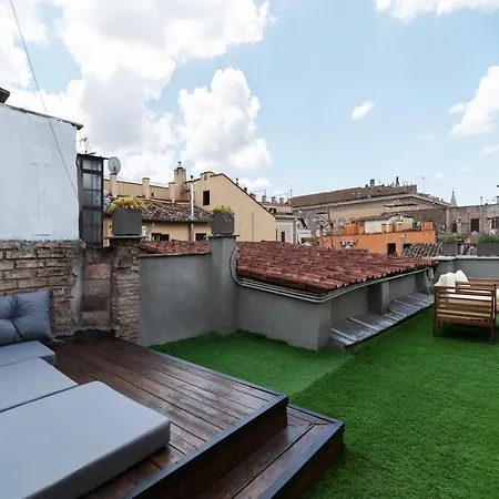 Apartment Cancelleria Rooftop Garden