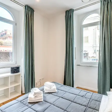 V E N E R E Appartement Rome