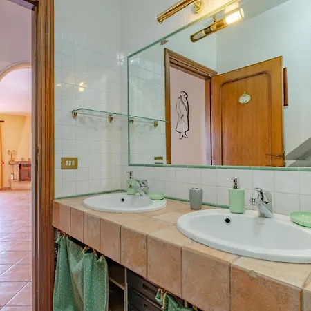 Casa Con Balcone Vista Campagna Free Netflix Apartment