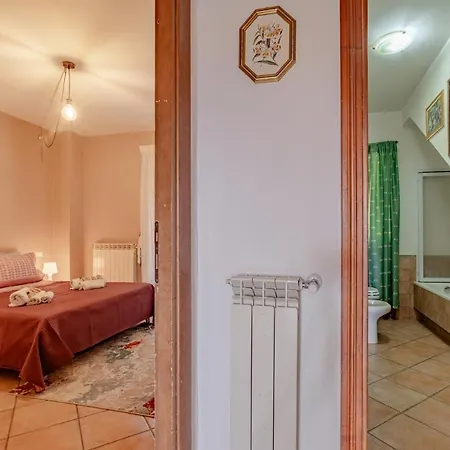 Casa Con Balcone Vista Campagna Free Netflix