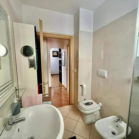 Apartamento La Casetta Di Gio A With Private Garden And Parking Space - By Beahost *
