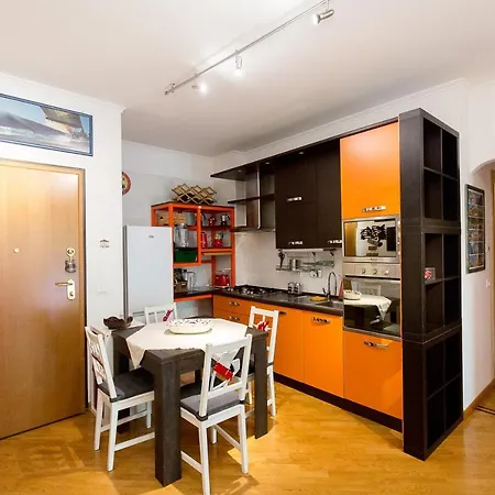 Apartment La Casetta Di Gio A With Private Garden And Parking Space - By Beahost *