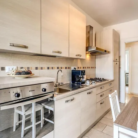 Apartment Holydom71 *