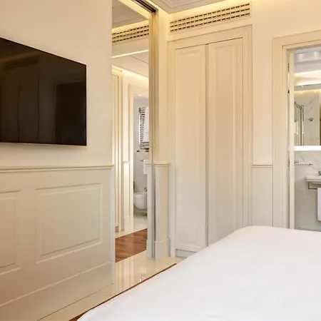 Degli Artisti 4* Rome