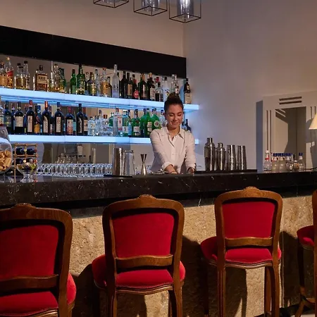Degli Artisti Hotel