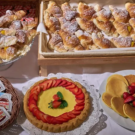 Degli Artisti 4* Rome