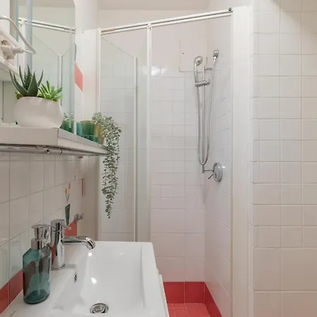 Апартаменты Iflat Comfy In Campo De' Fiori Рим