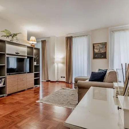 Apartment Casa Del Borgo Elegant 200 M From The Vatican 8/pax