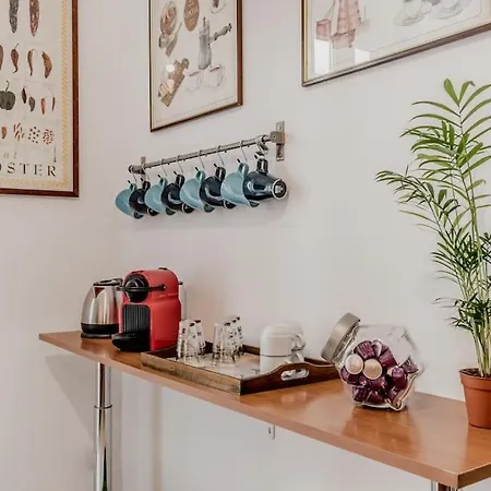 Casa Del Borgo Elegant 200 M From The Vatican 8/pax Apartment *