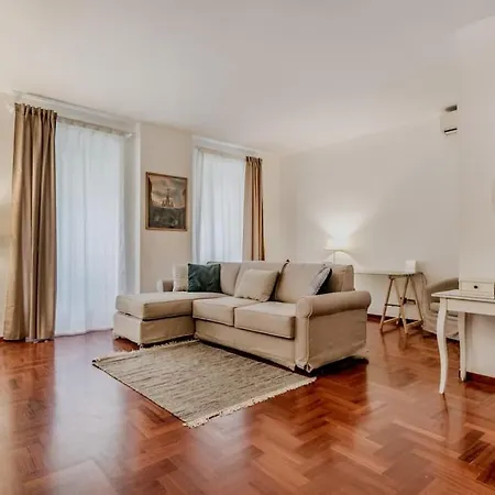 Apartment Casa Del Borgo Elegant 200 M From The Vatican 8/pax *