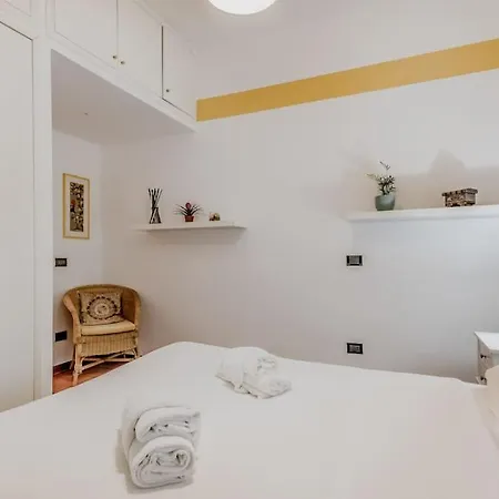 Apartment Casa Del Borgo Elegant 200 M From The Vatican 8/pax Rome