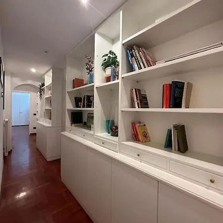 Apartment Casa Del Borgo Elegant 200 M From The Vatican 8/pax *