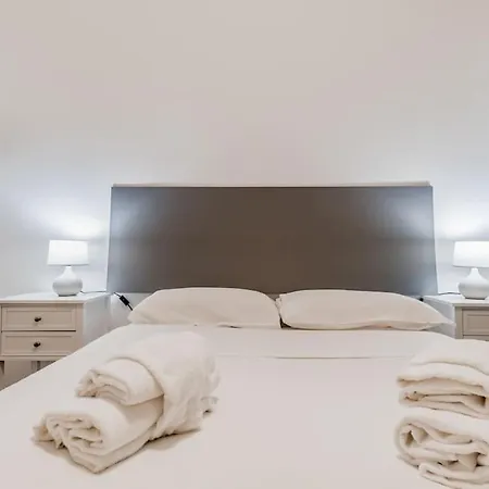 Casa Del Borgo Elegant 200 M From The Vatican 8/pax *
