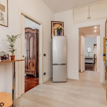 Casa Del Borgo Elegant 200 M From The Vatican 8/pax Roma