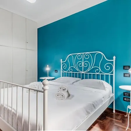Casa Del Borgo Elegant 200 M From The Vatican 8/pax Apartment