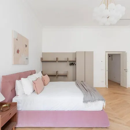 Iflat Elegance And Comfort In Monti Apartment