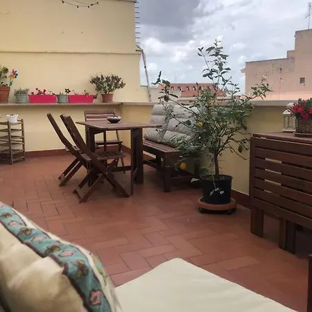 Beautiful Penthouse With Terrace Near The Centre Roma