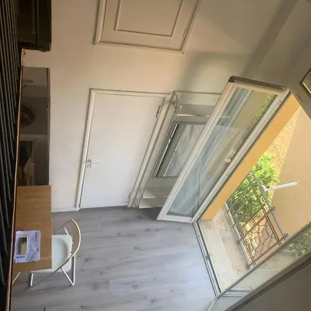 Apartment Flat Ultimo Piano In Centro Rome