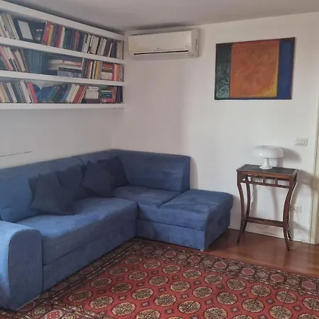 Casa Di Libri - Delizioso A 10 Min Da Trastevere Apartment *